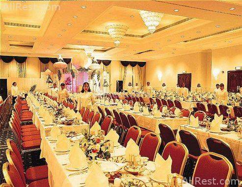 Crowne Plaza Hotel Muscat 10